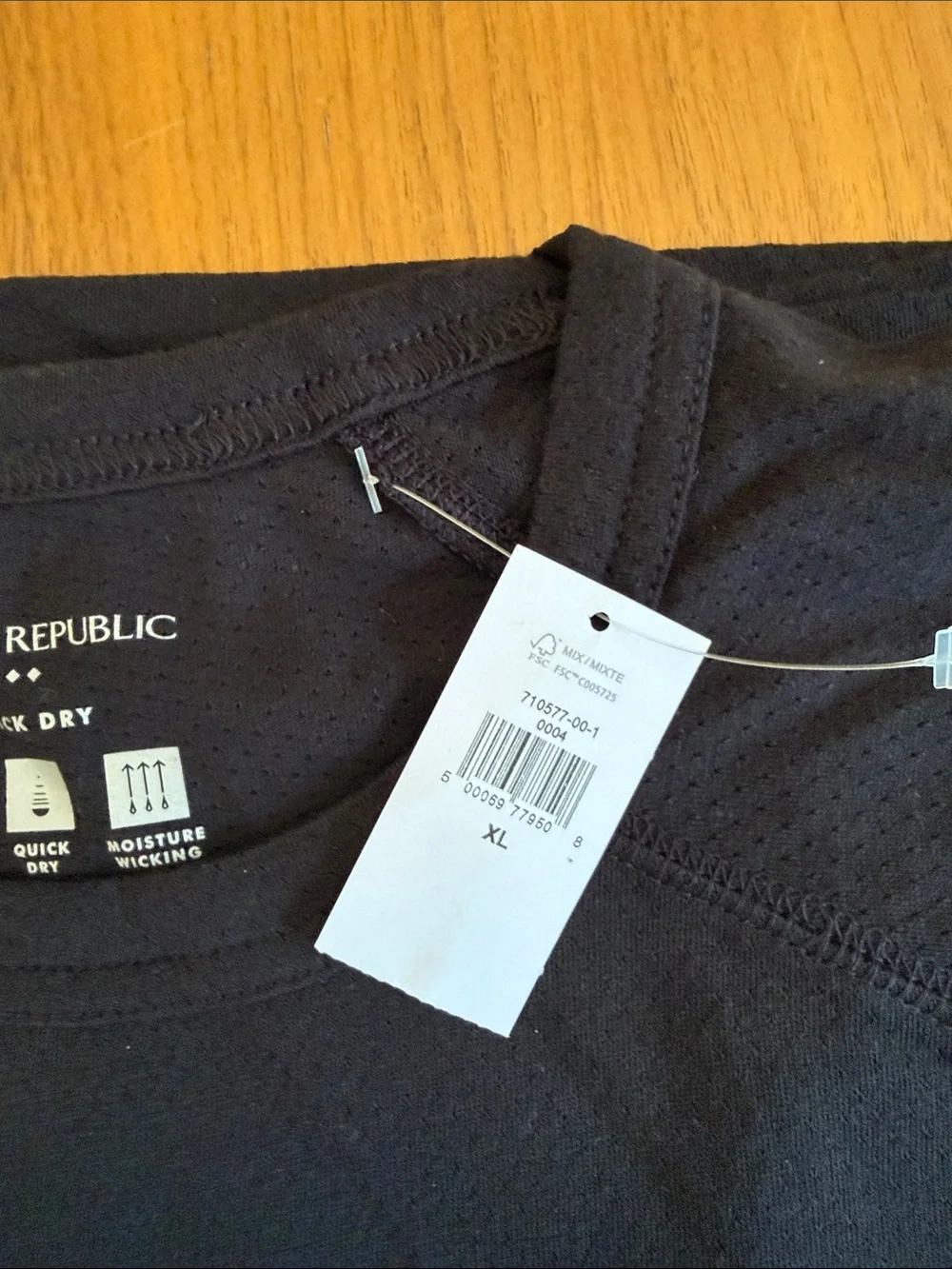 Banana Republic Quick Dry a Men’s Black Short Sleeve Crew Neck Tee